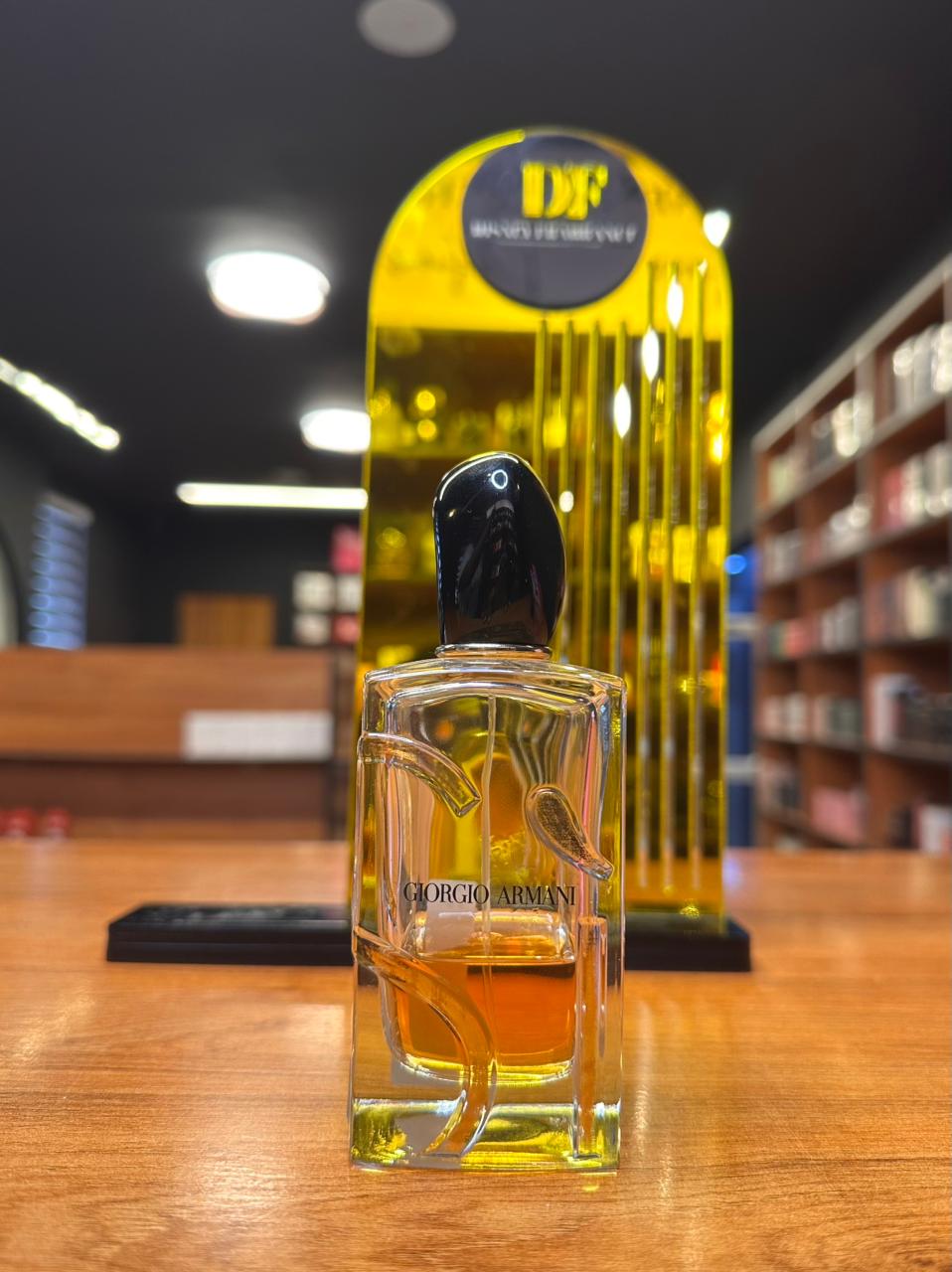 si edp intense perfume in kenya Giorgio Armani Si EDP Intense Perfume in Kenya | Full Bottle & 10ml Decant